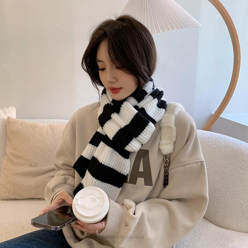 Autumn/Winter New Knitted Scarf Women's Korean Version Sweet Student Stripe Color Blocked Woolen Neck
