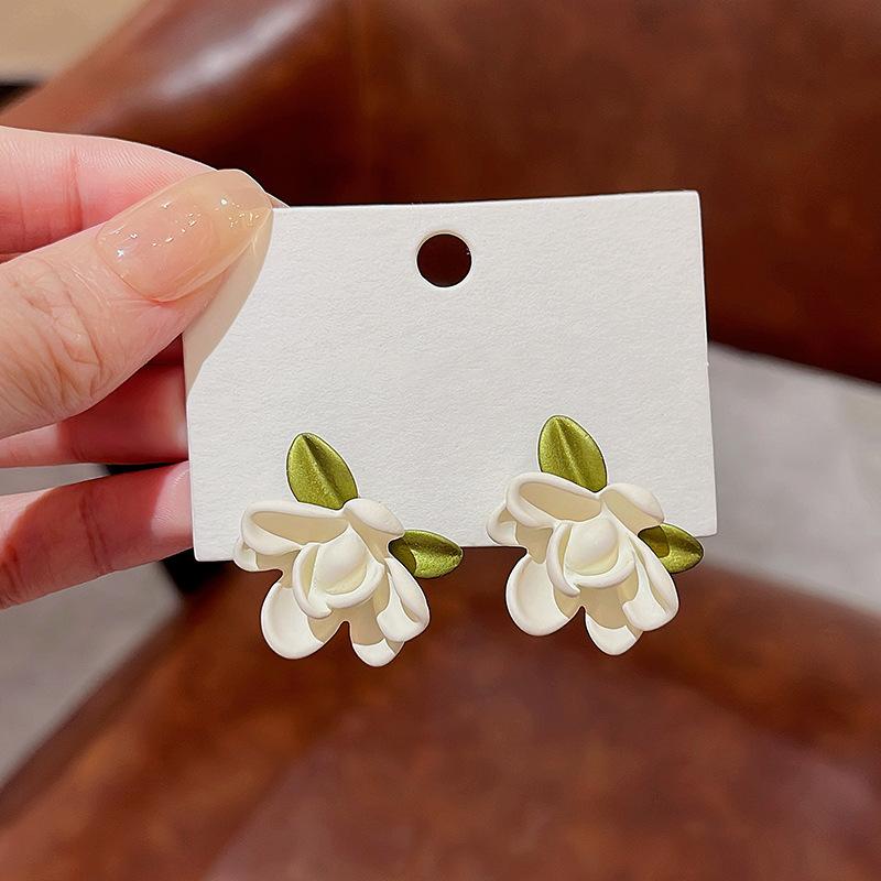 

Темпераментные серьги-гардения, женские серьги-гвоздики для девочек и студентов, романтические серьги-гвоздики с цветами, аксессуары для платьев Silver