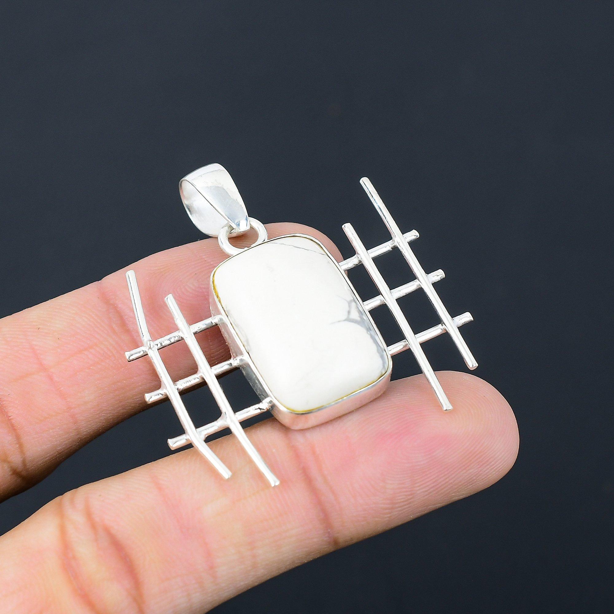 

Sisters Day Deal Radiant Howlite Gemstone Mother Elegant Boho Pendant 925 Silver