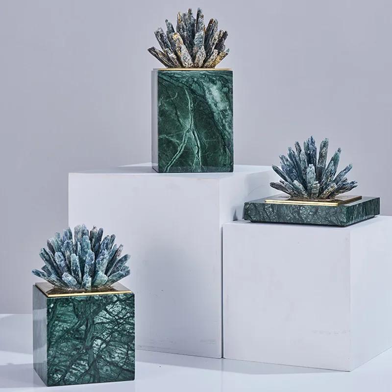 

Transparent Square Crystal Crafts Sculpture Modern Design Ornaments Living Room Furnishings Desk Decoration Creative Artwork S(10x10x10cm) 1 pcs