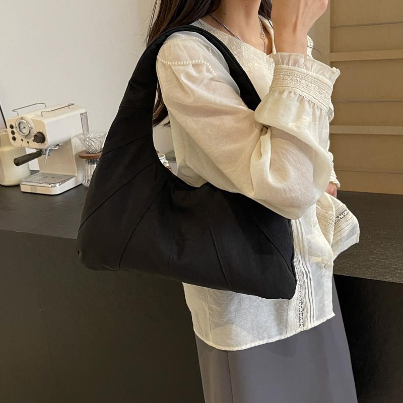 Сплошная женская пригородная сумка на одно плечо большой емкости для подмышек — фото 16