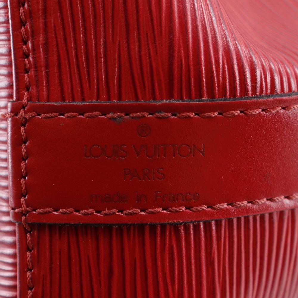 LOUIS VUITTON Petit Noe Shoulder Bag M44107 Castilian red Red Epi Leather Women Used