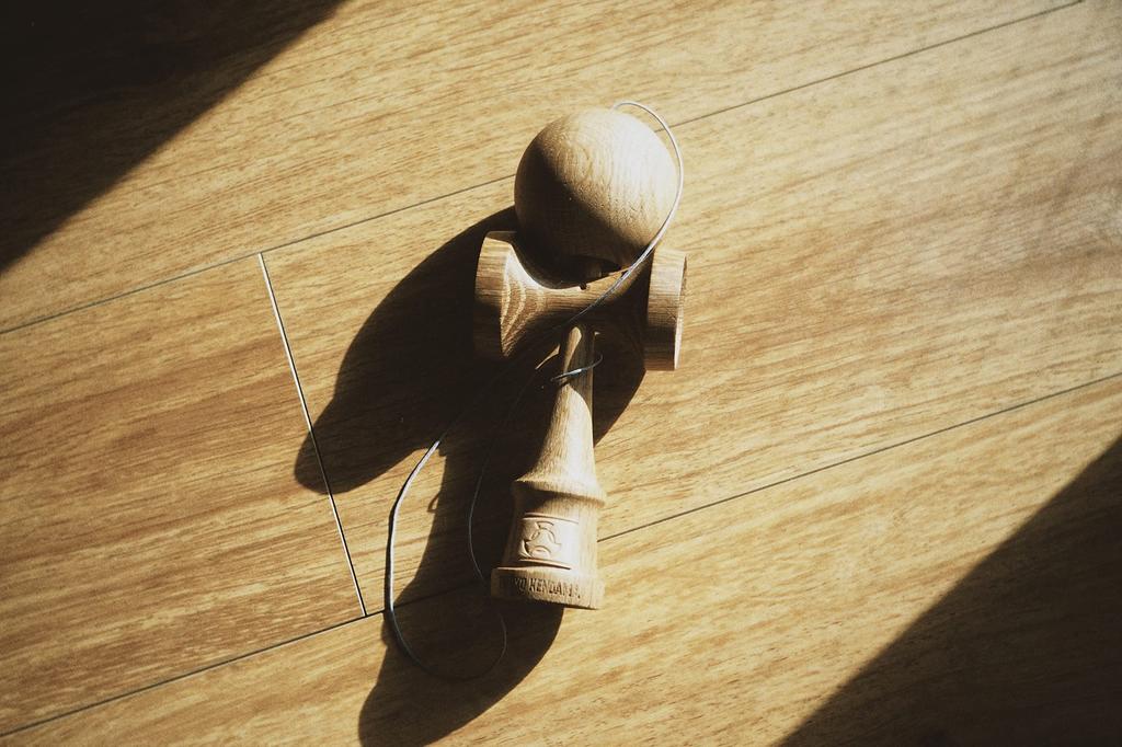 TOKYO KENDAMA Growing Kendama with Bearings, No Chemical Paints (Oak)