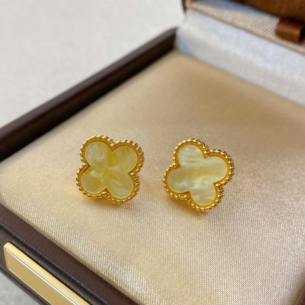 Retro Classic Fashion Four-leaf Clover Earrings - New Luxury Elegant Stud Earrings for Women
