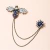 Vintage Fringed Bee Chain Brooch Fashion Suit Pin Accessories Light Luxury Fringed Cardigan Collar Pin Clothing