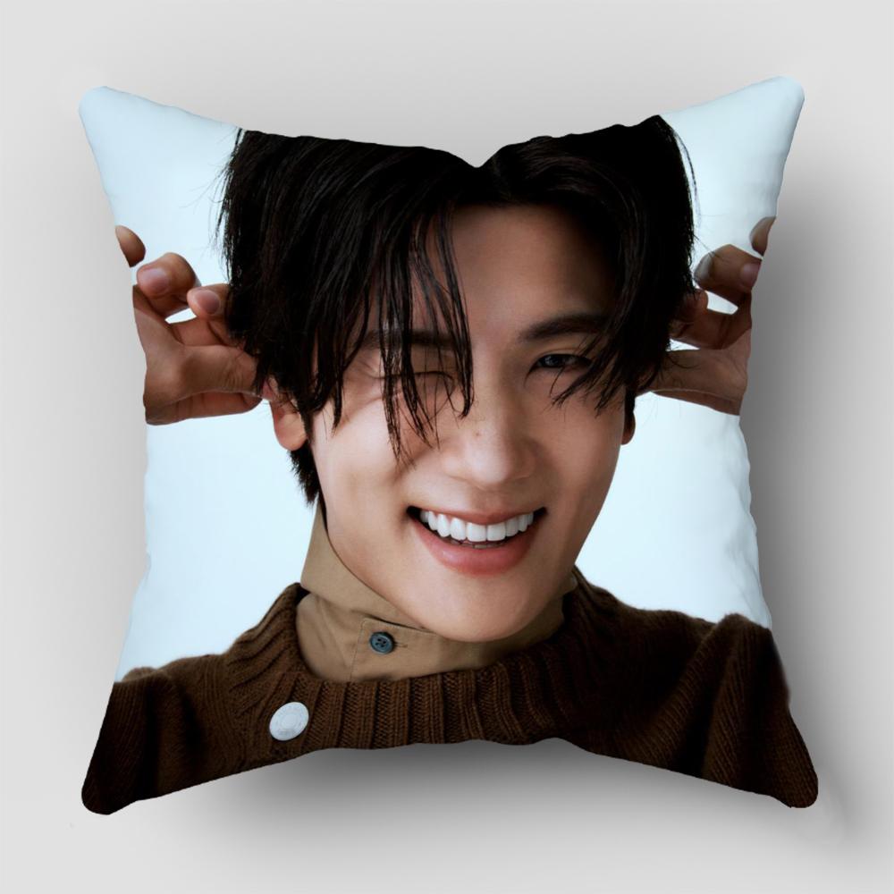 Park Hyung Sik Pillow Cover For A Bright And Fresh Look, Perfect For Kitchens And Dining Areas3.3