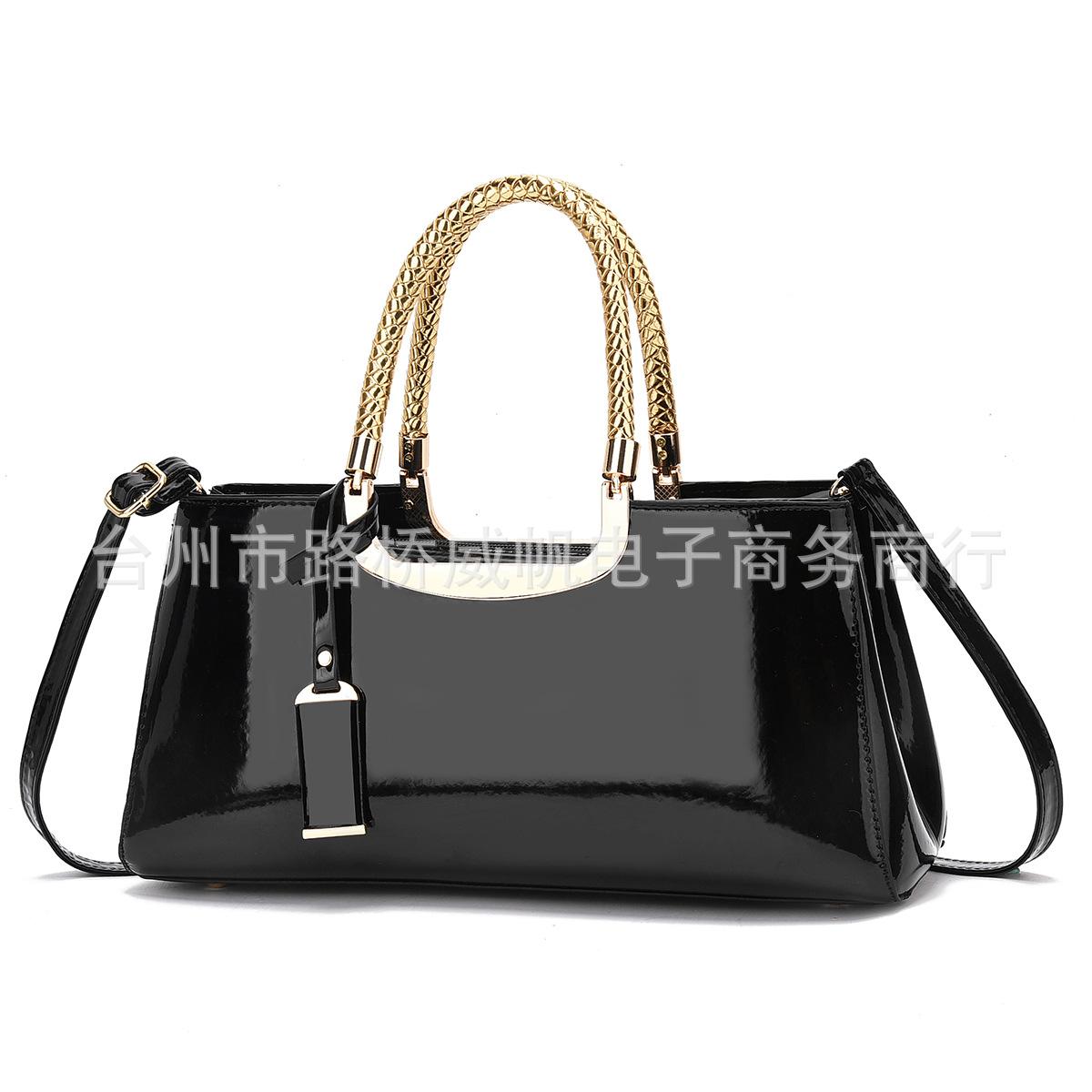 European and American fashion light glue patent leather portable women s bag shoulder wedding bag bridal bag banquet bag чёрный