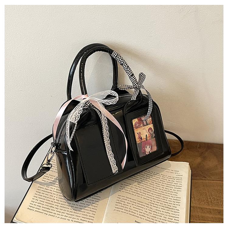 Niche bag women's spring versatile new high-end messenger bag women's portable pillow bag