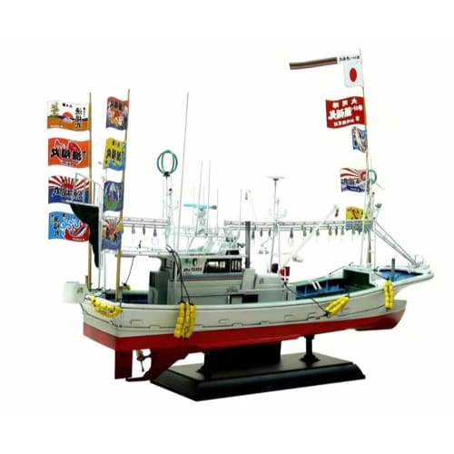 Aoshima Bunka Kyozai 1/64 scale fishing boat No. 02 Oma tuna pole-and-line fishing boat No. 31 Gyofukumaru full hull model