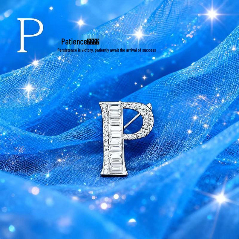 Spilla Alfabeto con Strass di Cristallo Elegante - Spilla da Bavero Unisex