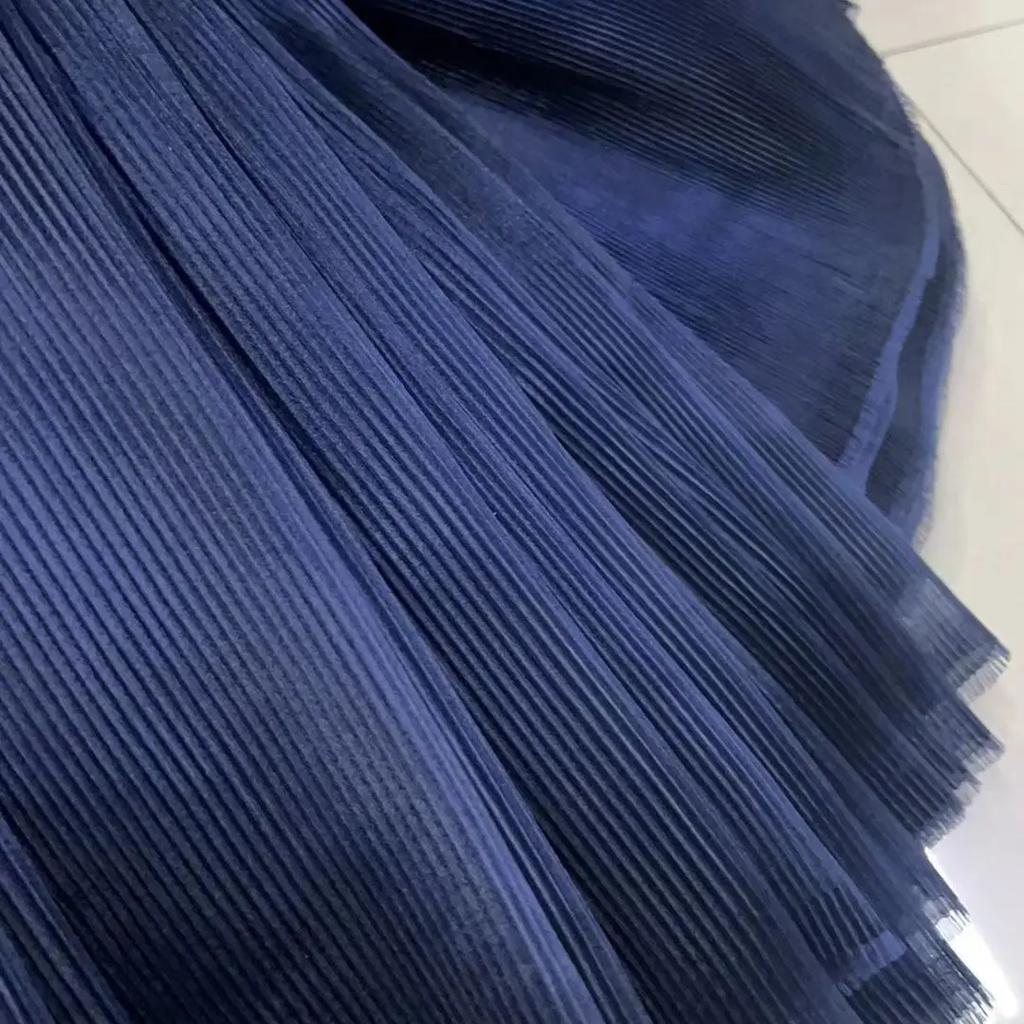 Syrena Himeji Tekstura Plisowana Tkanina Organzowa Na Metry do Dekoracji Bukietów Ślubnych Tkanina Krawiecka Miękki Gradient Biały Niebieski