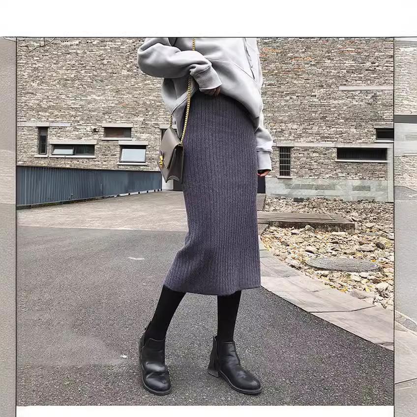 High-Waisted Knit Bodycon Skirt for Autumn/Winter 2025 - European & American Style, Mid-Length with Slit.