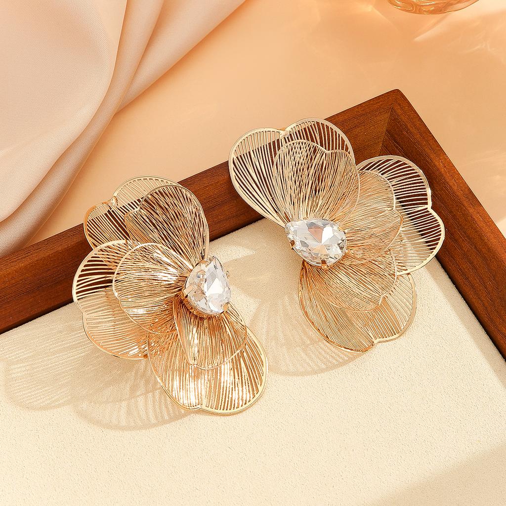 Metal Engraving Butterfly Crow's Feet Multi-layer Glass Drill European and American Style Left and Right Women's Earrings