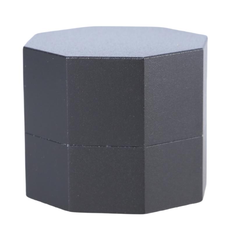 

Portable Octagonal Pool Chalks Holder Aluminum Billiard Cue Chalks Holder Pocket Pool Chalks Case for Pool Snooker чёрный