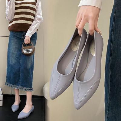 Women's Summer Outdoor Sandals with Closed Toe, Fashionable Non-slip Crystal Single Shoes, Flat Shoes, Shallow Mouth Soft Sole Mother's Shoes