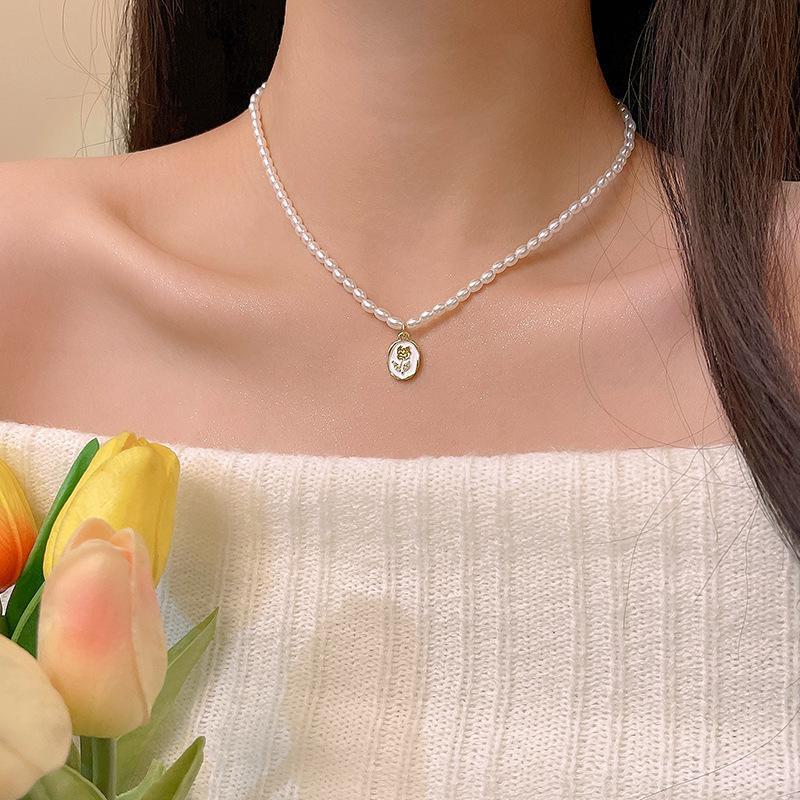 Elegant Pearl & Zircon Clavicle Necklace – Versatile, Sweet, and Fresh