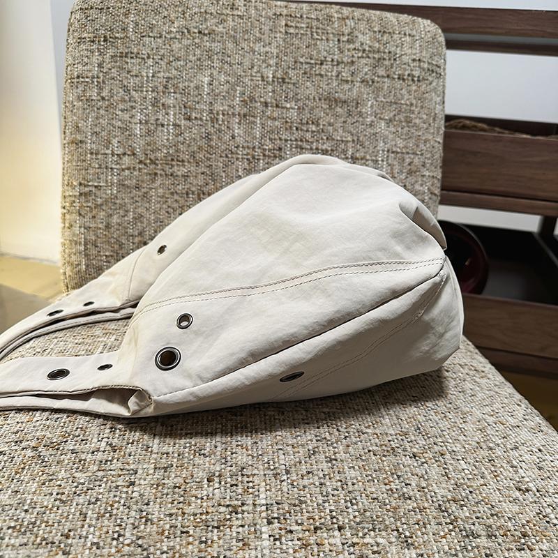 Minimalistische Hobo-Tasche aus Nylon – Leichte & Strapazierfähige Schulter-Tragetasche für Damen, Perfekt für den täglichen Gebrauch und Reisen