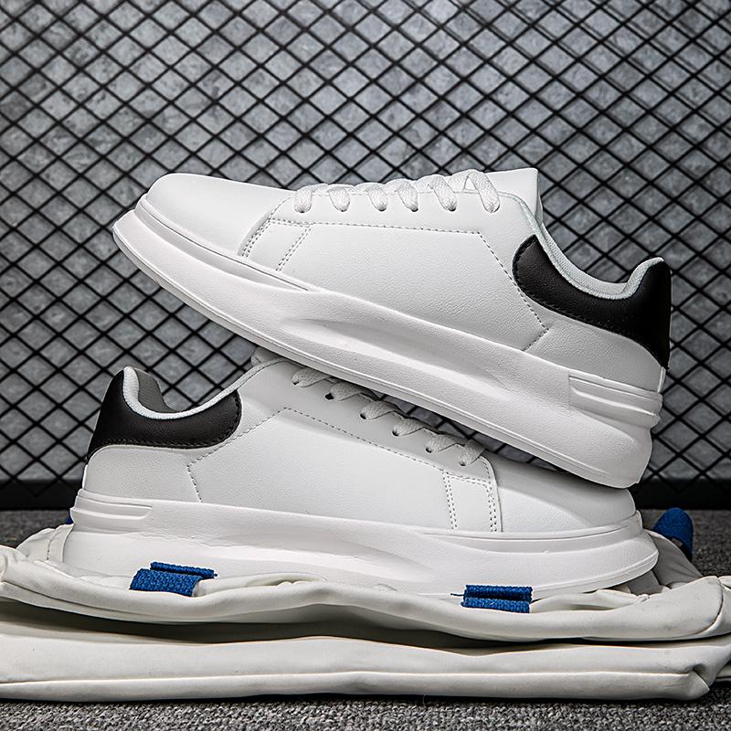 

2025 Спортивне взуття Чоловіче Легке Дихаюче Кросівки для Бігу для Чоловіків Зручне Взуття для Ходьби Нековзне Взуття для Тренувань у Залі 45 білий