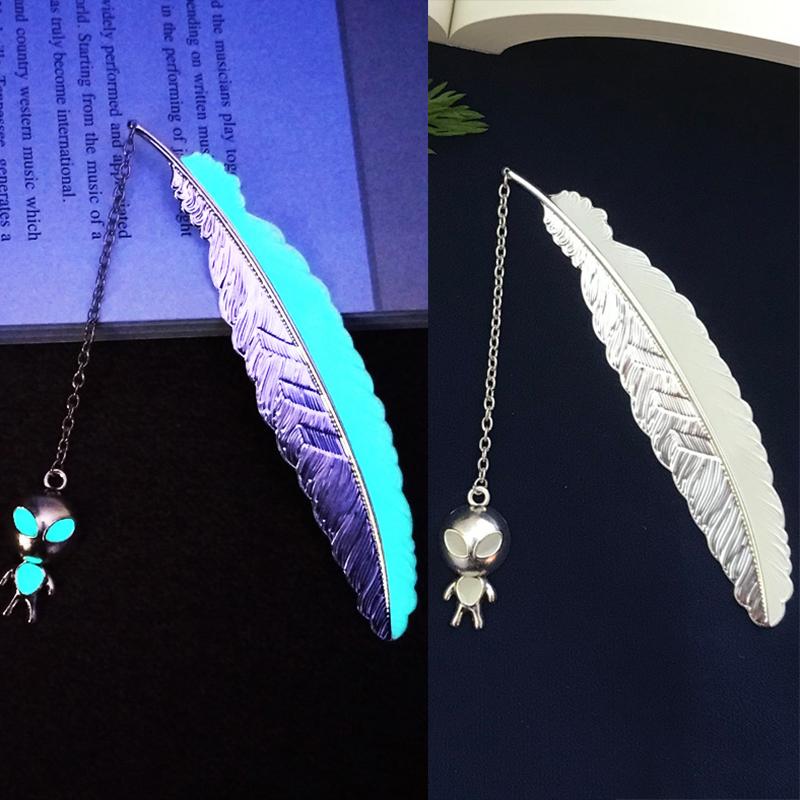 Cute Luminous Metal Feather Bookmarks Kawaii Butterflies Owl Dragonflies Book Marks For Teachers Gift Beautiful Book Accessories