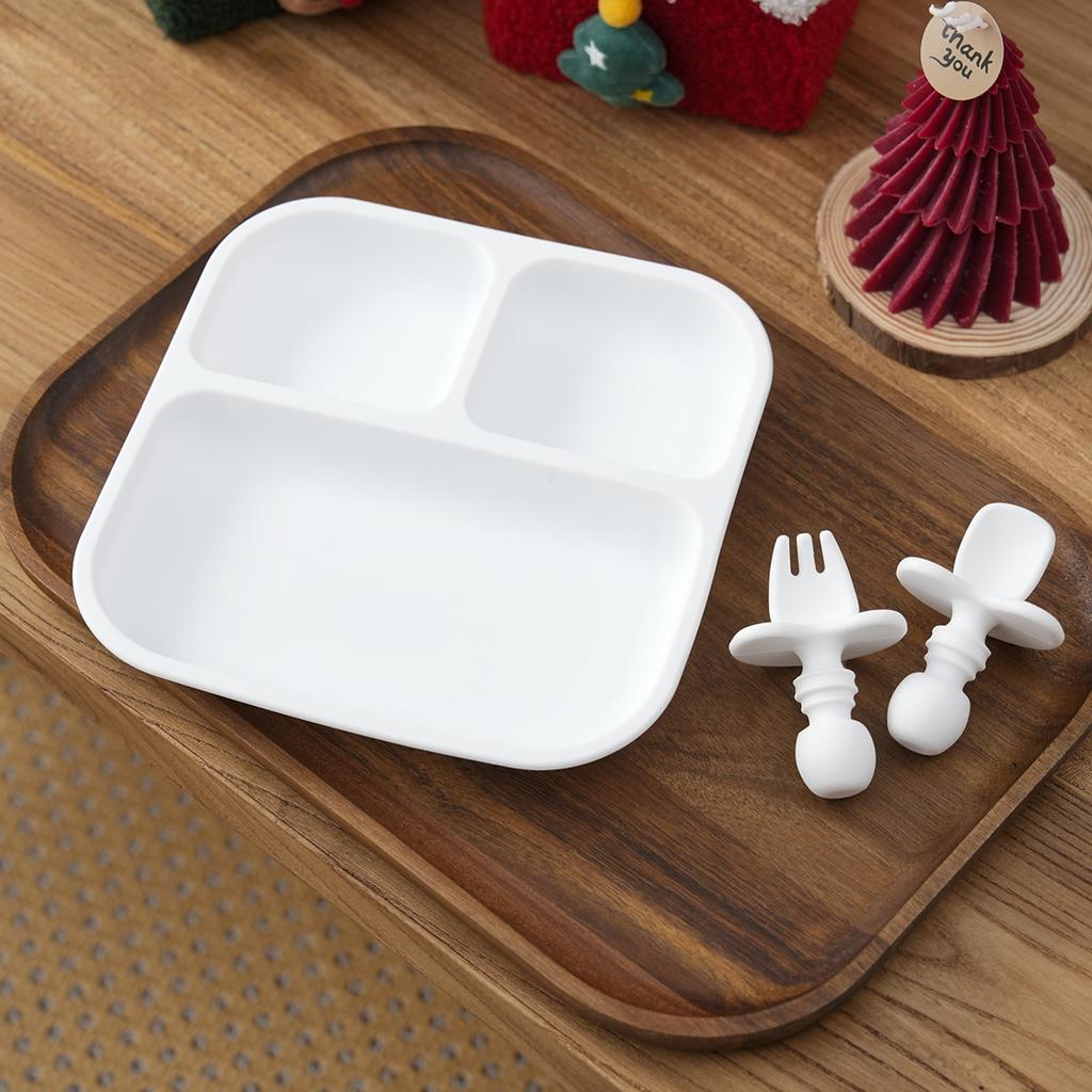 Color Kids 3PC BPA-Free Silicone Baby Feeding Set Sucker Dishes Plates Training Fork Spoon Weaning Tableware Kids Christmas Gift