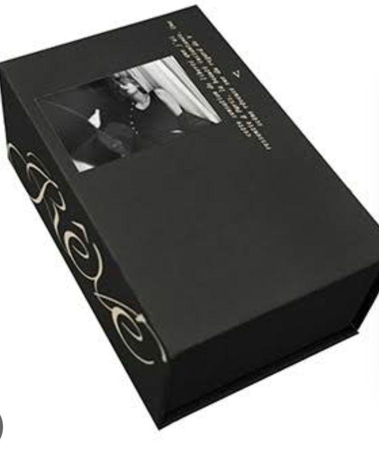 

[USED] BTS V Tae Photobook Revue Final Price Drop