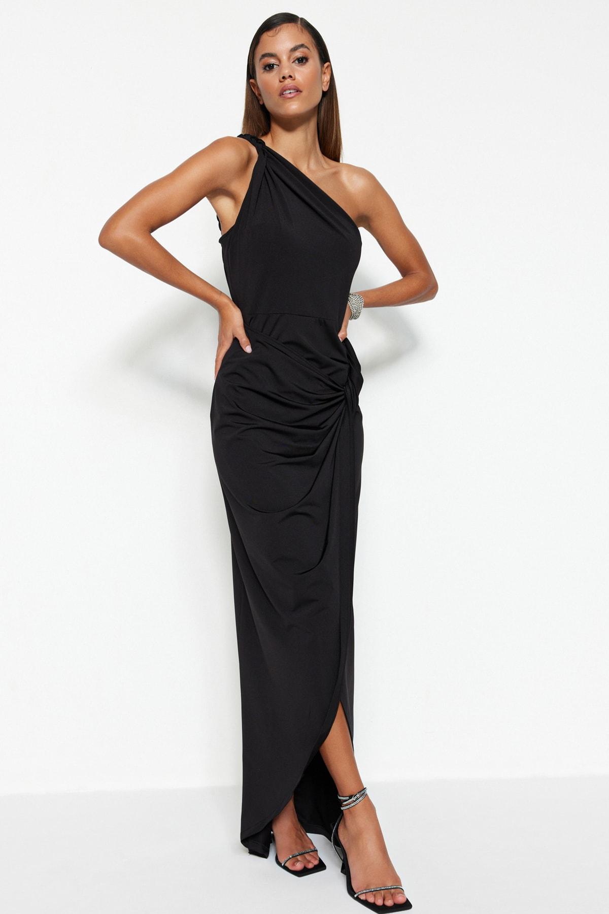 

Платье для вечернего и выпускного вечера - черное - с запахом