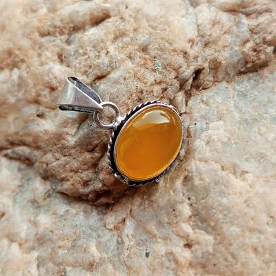 Yellow Onyx Gemstone 925 Sterling Silver Plated Oval Pendant Jewelry NST-J2H30783