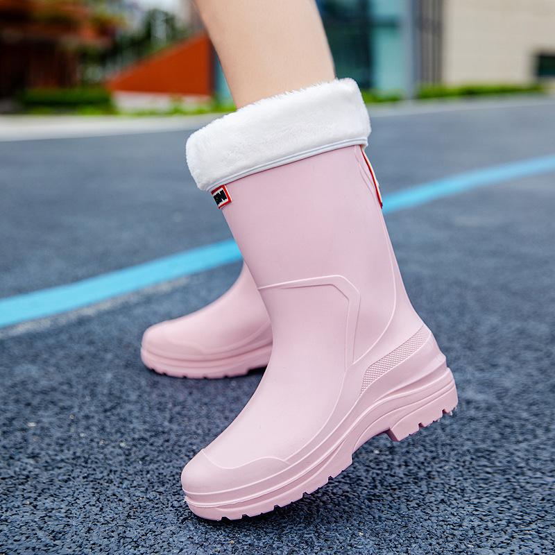New Rain Shoes Women's Bundle Water Shoes Fashion Medium Tube Rain Boots Students Wear Work Waterproof Glue Shoes Women