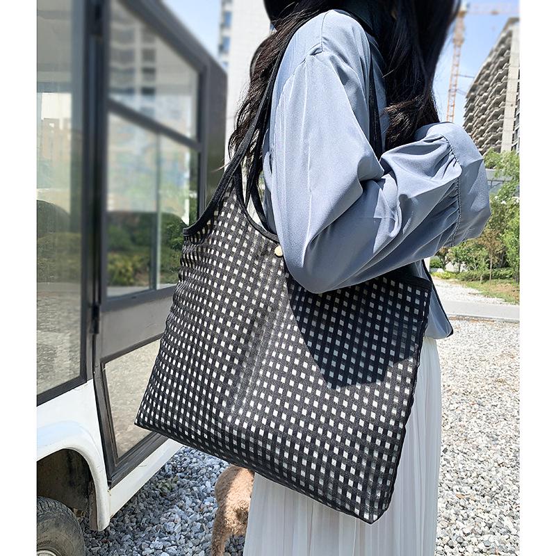 Women's Square Grid Canvas Shoulder Bag - Large Capacity, Summer Style, Ideal for Students and Casual Outfits