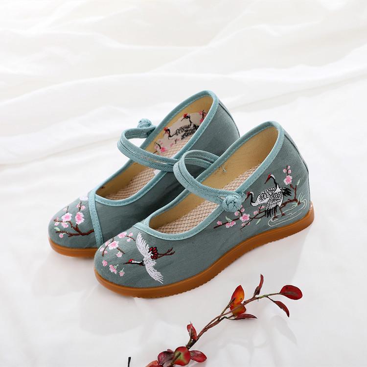 Fashion Chinese - Style Embroidered Wedge Mary Janes | Hanfu & Qipao - Friendly Daily Commute Ancient - Style Shoes