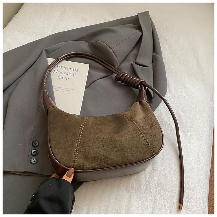 

2025 autumn new high-value matte cowhide casual bag leather underarm bag simple commuter simple bag women