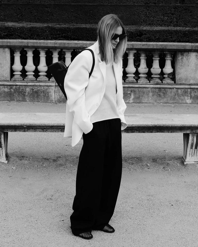 Fashion New black round toe flat net lace Roman sandals European and American runway sexy short boots trendy women