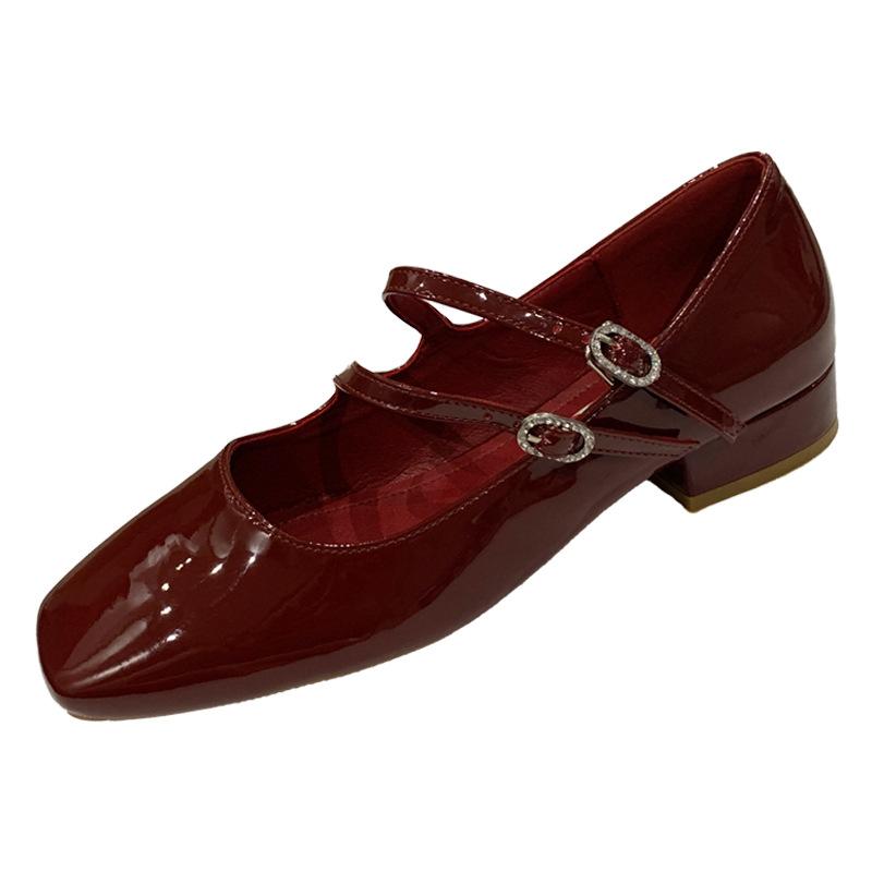 Red Mary Jane shoes women's shoes spring and autumn 2025 new thick heel patent leather French with skirt shallow mouth single shoes