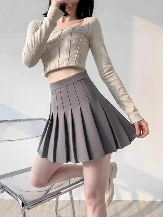 High-Waisted Pleated Mini Skirt - Autumn/Winter Fashion, Trendy Slim Fit for Women