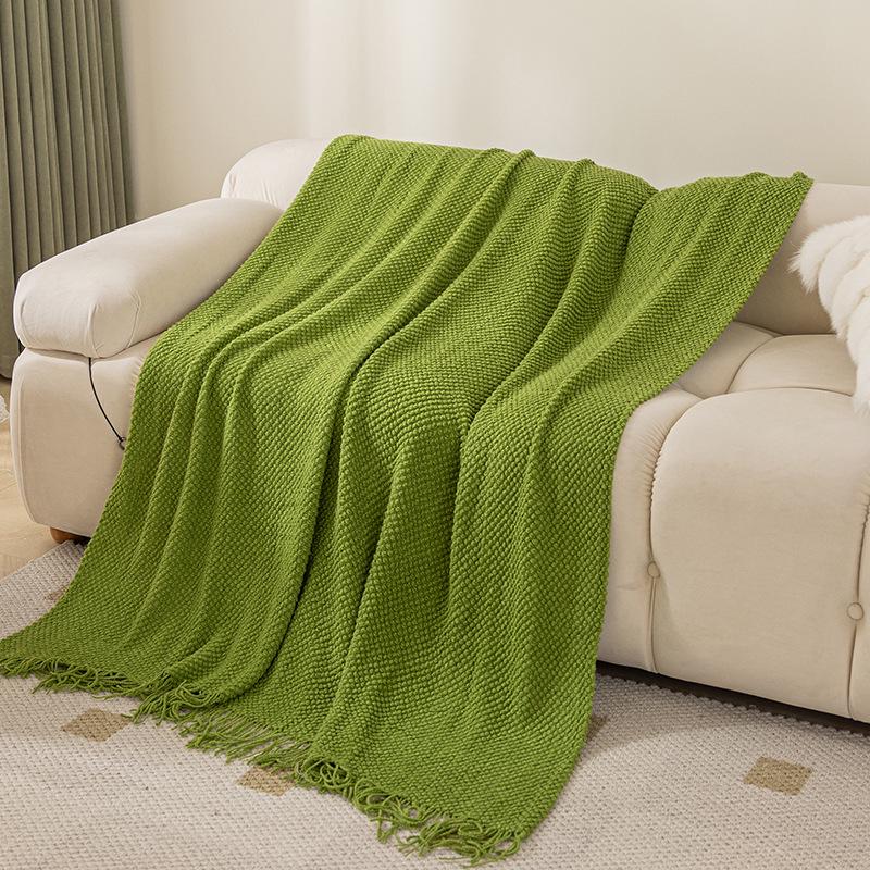 Nordic Retro Knitted Blanket – Perfect for Bedroom, Office, Airplane, or Air Conditioning Use.