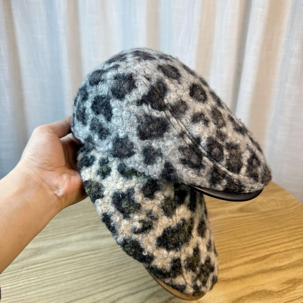 Korean Leopard Print Plush Forward Hat Women's Winter Warm Fashion Thickened Painter Hat Retro Youth Circle Woolen Beret