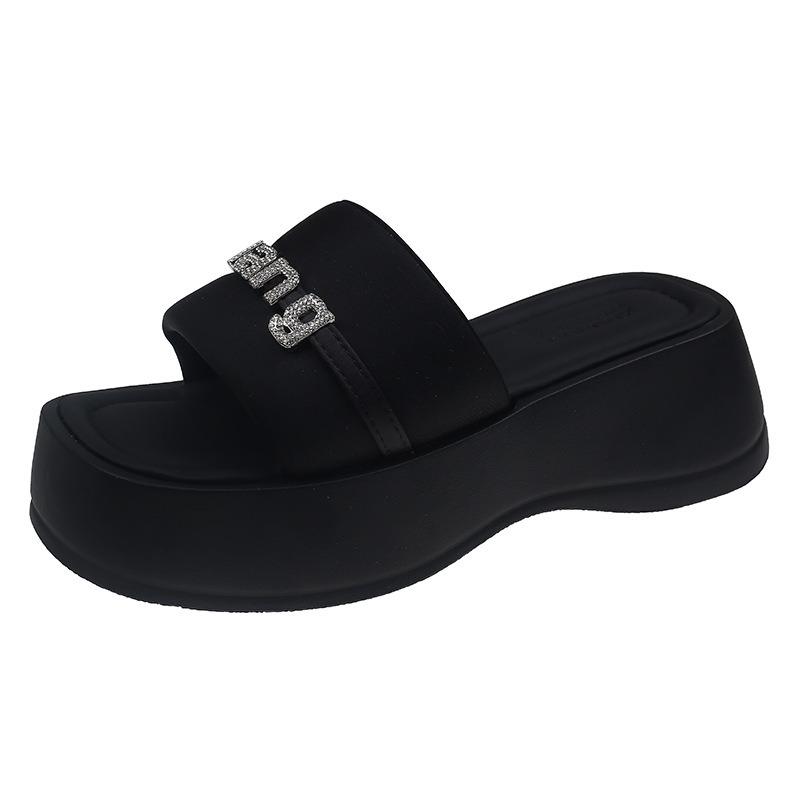 Rhinestone muffin slippers women's summer new outer wear thick bottom heightening one-word drag high-end sandals