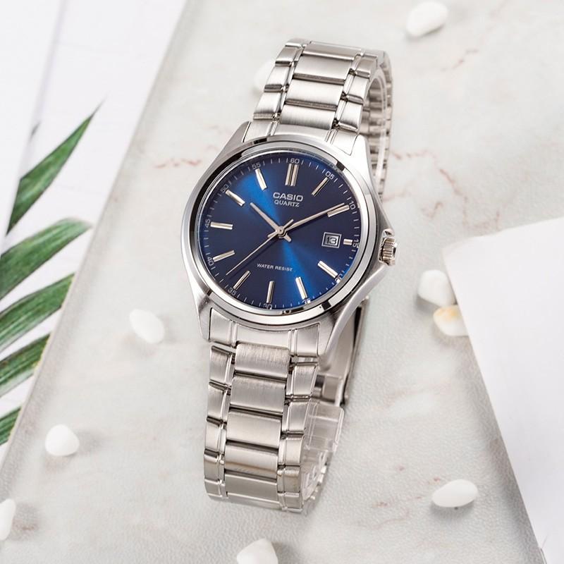 Casio Orologio da uomo serie standard blu MTP-1183A-2A MTP-1183A-2A