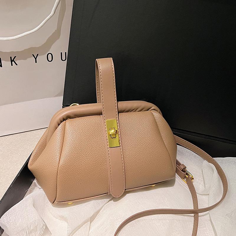 Simple Sense of Luxury Frame PU Shoulder and Crossbody Bags Solid Hasp High Quality Designer Style Handbags for Women 2024 New
