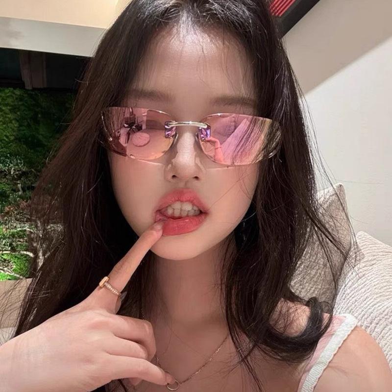 Neutral Fashion Rimless Oval Sunglasses Retro Cat Eye UV400 Sun Glasses for Outdoor Travel Driving Eye Protection