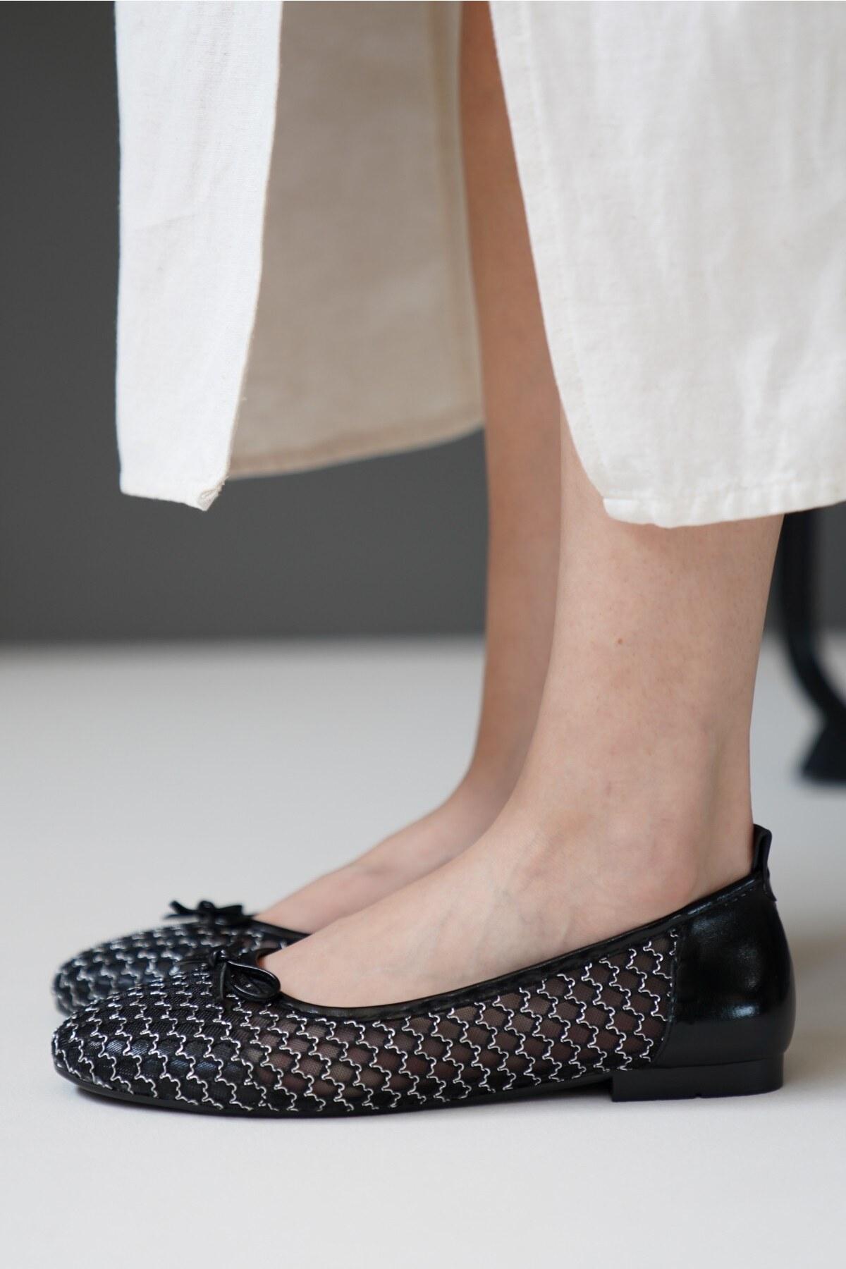 

Women s Fashion Style Special Design Black Laced Ballerina Shoes 36