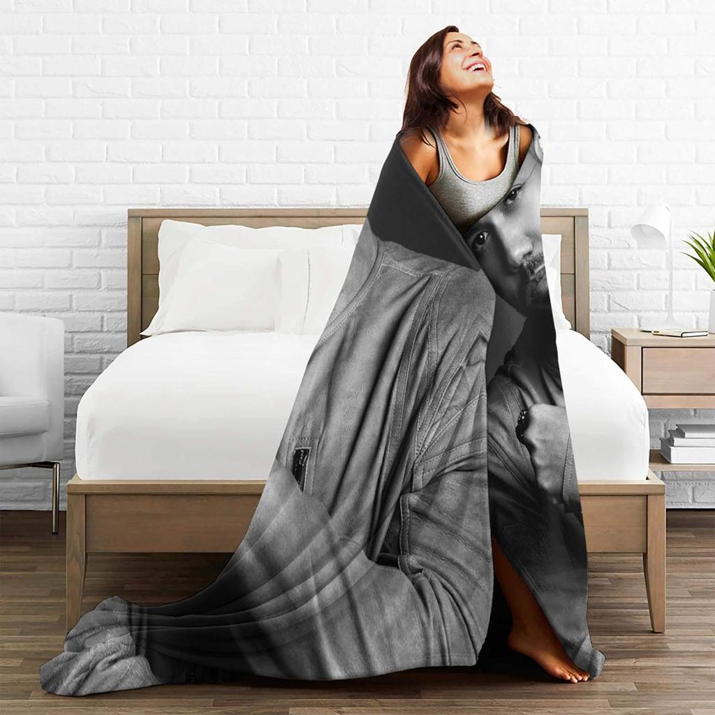 Latin Singer Romeo Santos Blanket Soft Warm Flannel Throw Blanket Bedspread for Bed Living Room Picnic Travel Home Sofa