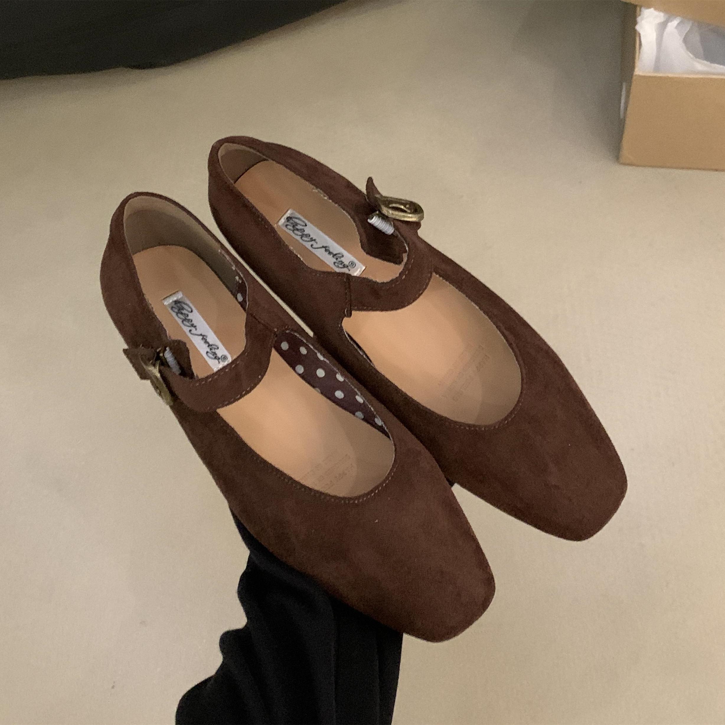 

Мода Bailamos Новый Бренд Женские Балетки Круглый Носок Мелкие Слипоны Женские Повседневные Балетки Мягкая Кожа Элегантные Туфли для Платья Размер 40 Muj 40 шоколадный