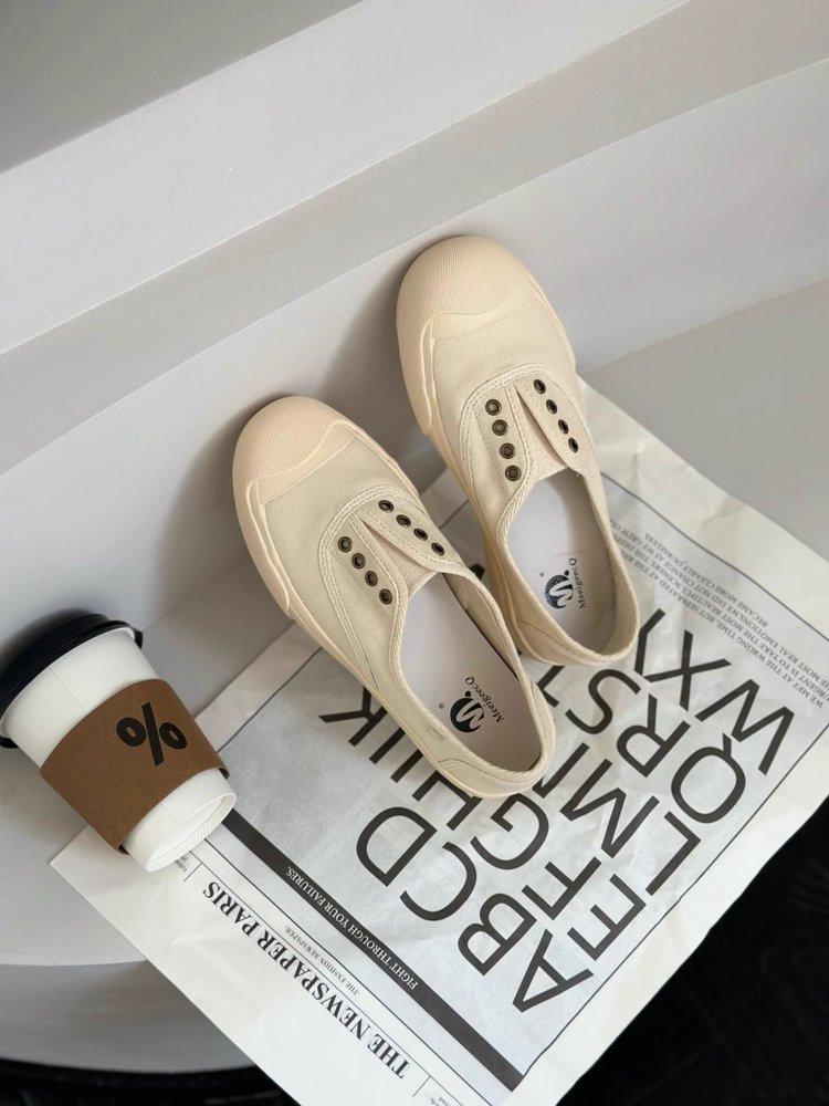 

Summer shallow mouth breathable lazy one-pedal women s shoes thin-soled canvas shoes 2025 new summer travel and leisure board shoes 40