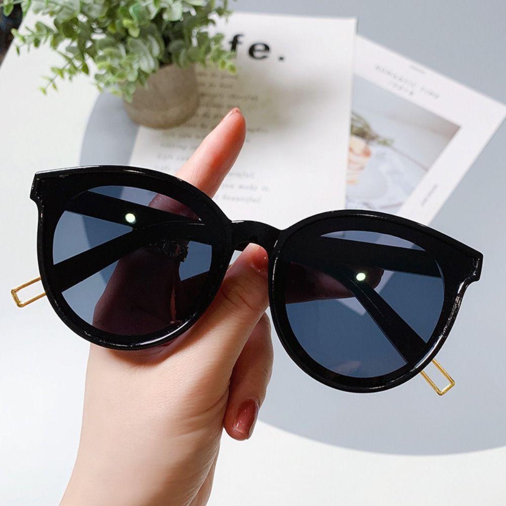 

Sun-Protective Retro Sunglasses Eyewear Anti Blue Light Driving Glasses Travel Accessories Outdoor Sunglasses for Women Man