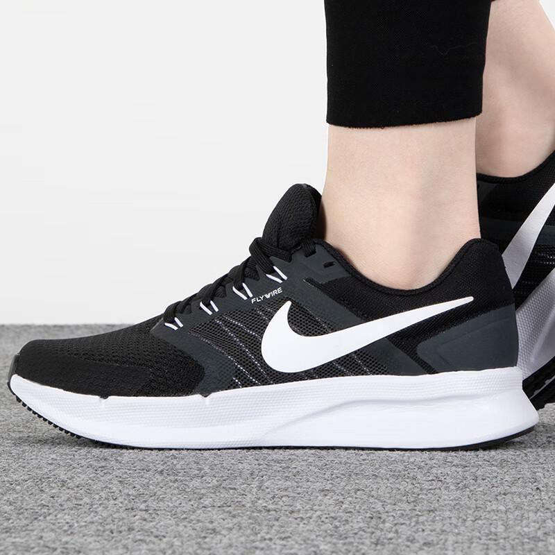 Nike DR2698-002 Entry-Level Running Shoes US 5.5