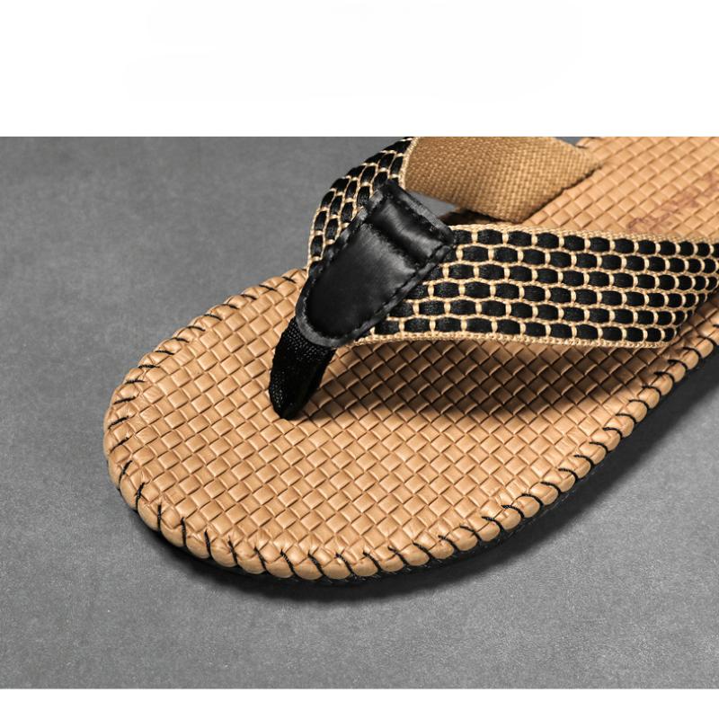 Nouvelles Pantoufles pour Homme Sandales d'Extérieur Chaussures d'Été Décontractées de Plage Légères et Confortables Tongs d'Intérieur Chaussures pour Homme