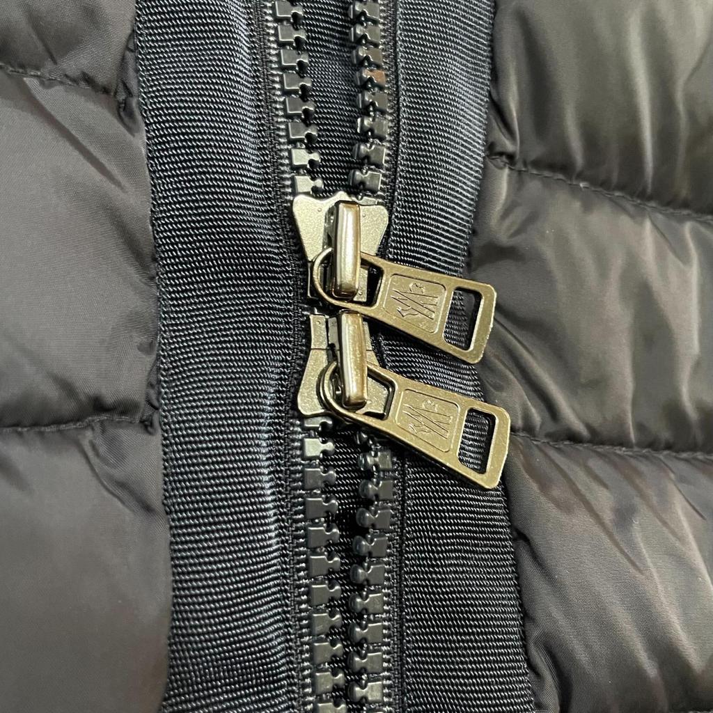Used MONCLERDown jacket Dark navy Nylon mens