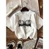 Damen Casual Weißes Kurzarm-T-Shirt mit Einem Weißen Dessous-Print, Harajuku-Stil, Lässige Ästhetische Kleidung. Persönlichkeit