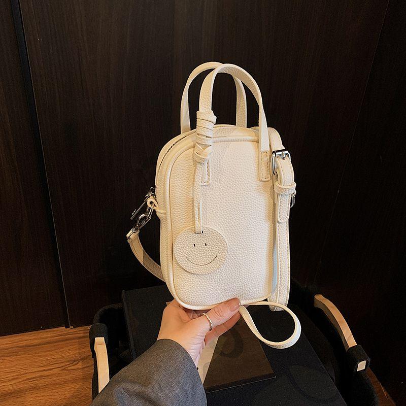 

Лето Популярная Популярная Маленькая Сумка Женская 2025 Новая Универсальная Модная Сумка Мессенджер Изысканная Мини Портативная Сумка для Мобильного Телефона Creamy-white without pendant